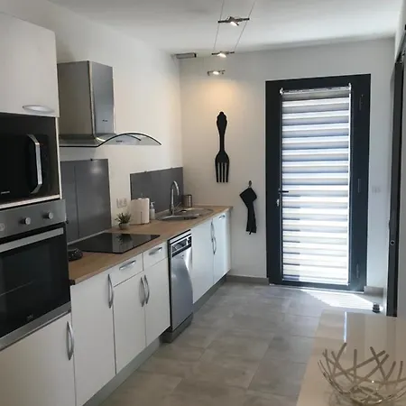 Les Jardins Du Fort. Rez De T2 Avec Terrasse * بورْتِكْسْيو